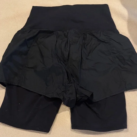 ALO Yoga Women's Black Skort - Picture 5 of 7
